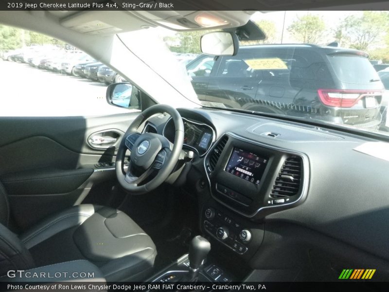Sting-Gray / Black 2019 Jeep Cherokee Latitude Plus 4x4