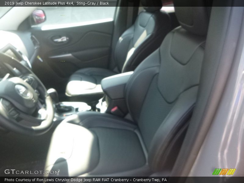 Sting-Gray / Black 2019 Jeep Cherokee Latitude Plus 4x4