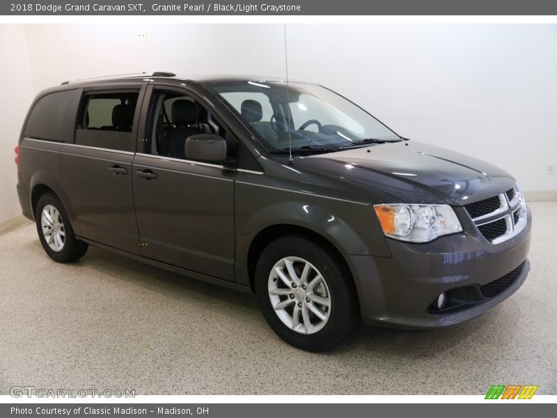 Granite Pearl / Black/Light Graystone 2018 Dodge Grand Caravan SXT