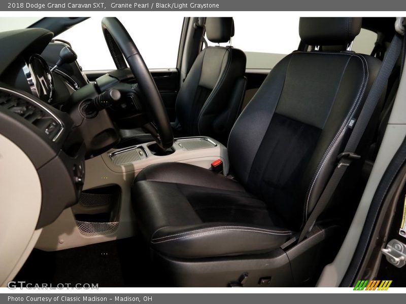 Granite Pearl / Black/Light Graystone 2018 Dodge Grand Caravan SXT
