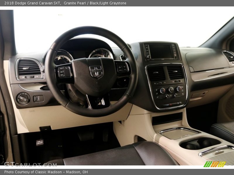 Granite Pearl / Black/Light Graystone 2018 Dodge Grand Caravan SXT