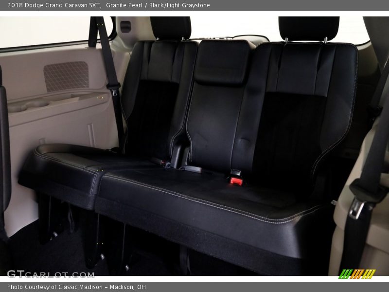 Granite Pearl / Black/Light Graystone 2018 Dodge Grand Caravan SXT