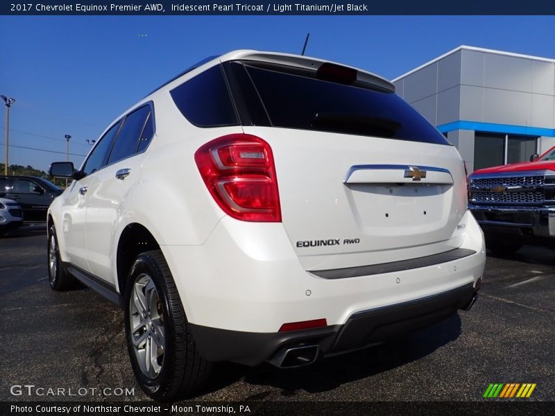Iridescent Pearl Tricoat / Light Titanium/Jet Black 2017 Chevrolet Equinox Premier AWD