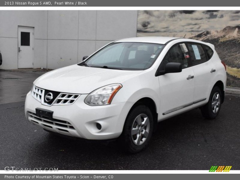 Pearl White / Black 2013 Nissan Rogue S AWD