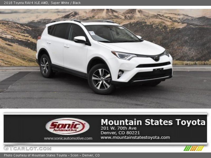 Super White / Black 2018 Toyota RAV4 XLE AWD