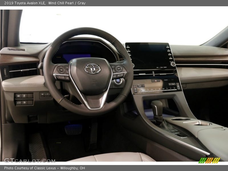 Wind Chill Pearl / Gray 2019 Toyota Avalon XLE