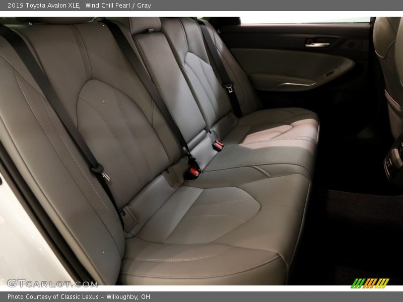 Wind Chill Pearl / Gray 2019 Toyota Avalon XLE