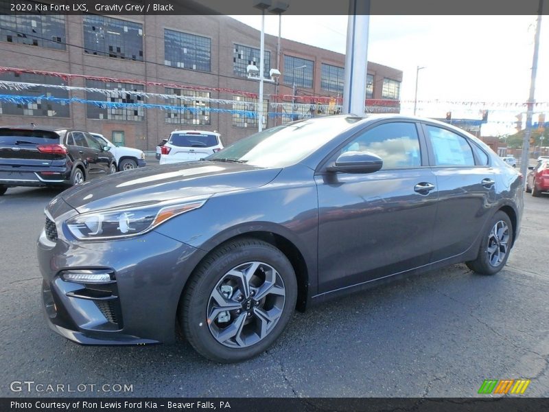 Front 3/4 View of 2020 Forte LXS