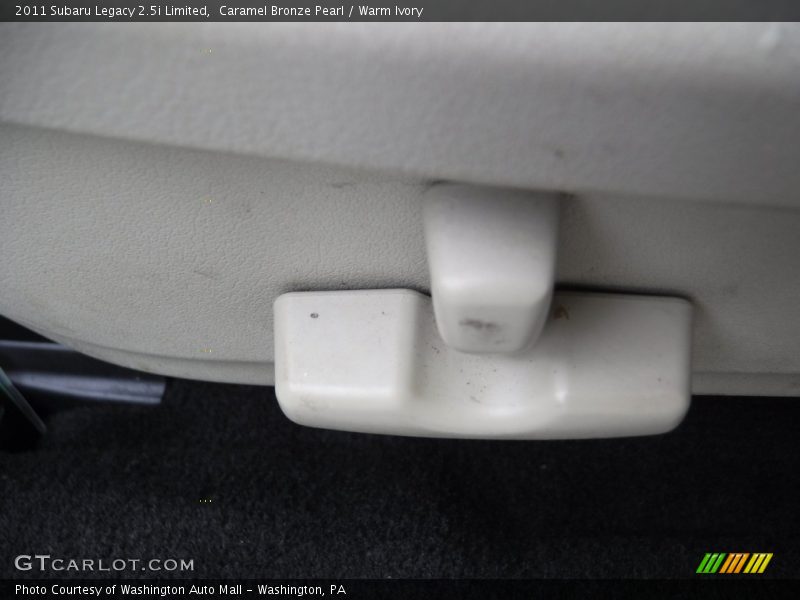 Caramel Bronze Pearl / Warm Ivory 2011 Subaru Legacy 2.5i Limited