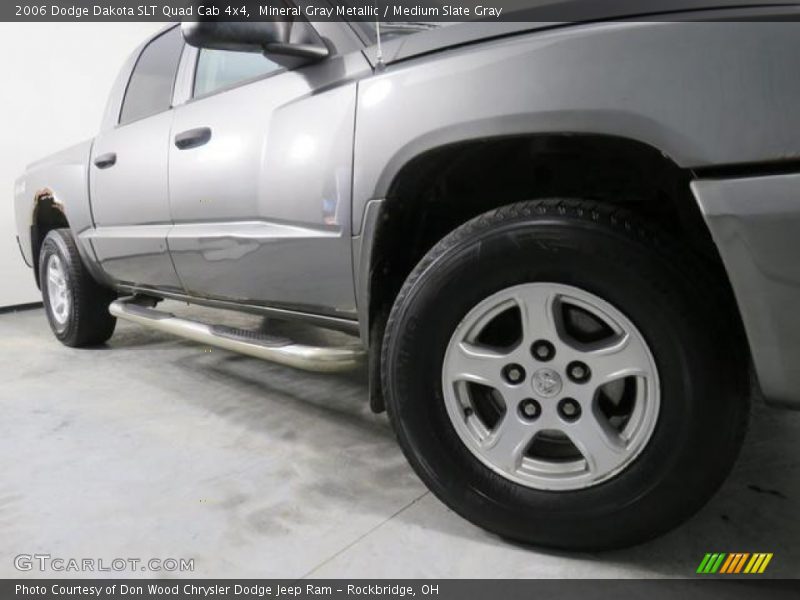 Mineral Gray Metallic / Medium Slate Gray 2006 Dodge Dakota SLT Quad Cab 4x4