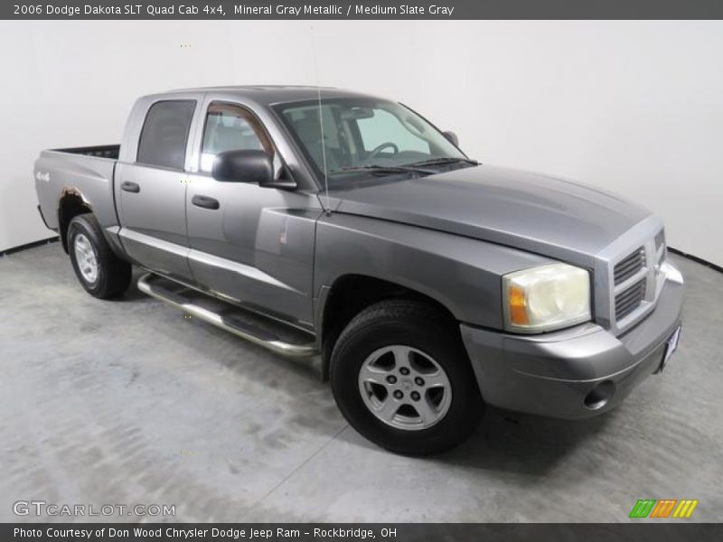 Mineral Gray Metallic / Medium Slate Gray 2006 Dodge Dakota SLT Quad Cab 4x4