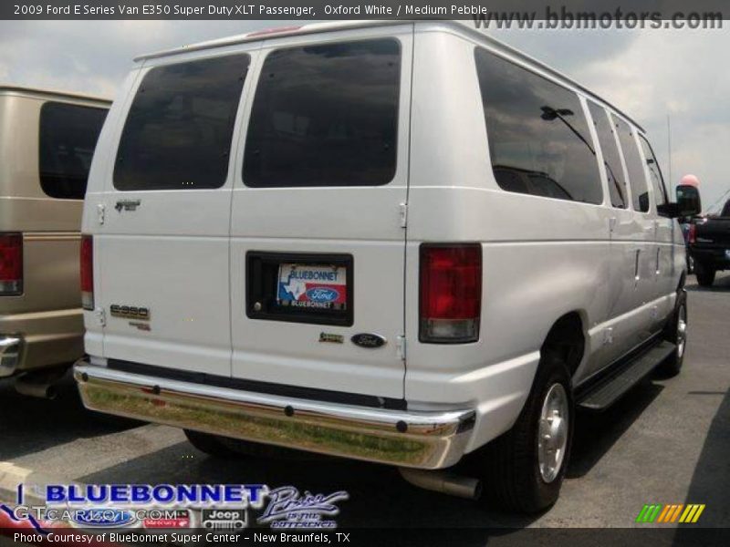 Oxford White / Medium Pebble 2009 Ford E Series Van E350 Super Duty XLT Passenger
