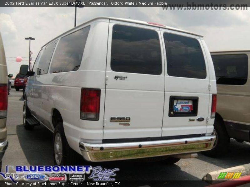 Oxford White / Medium Pebble 2009 Ford E Series Van E350 Super Duty XLT Passenger
