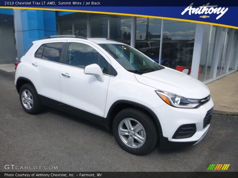 Summit White / Jet Black 2019 Chevrolet Trax LT AWD