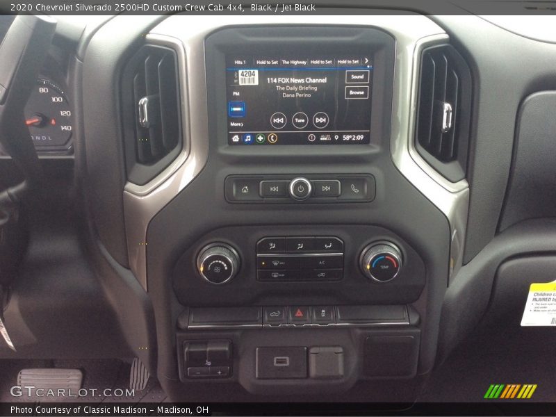 Controls of 2020 Silverado 2500HD Custom Crew Cab 4x4