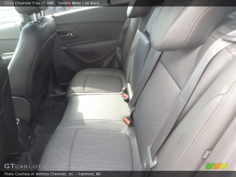 Summit White / Jet Black 2019 Chevrolet Trax LT AWD