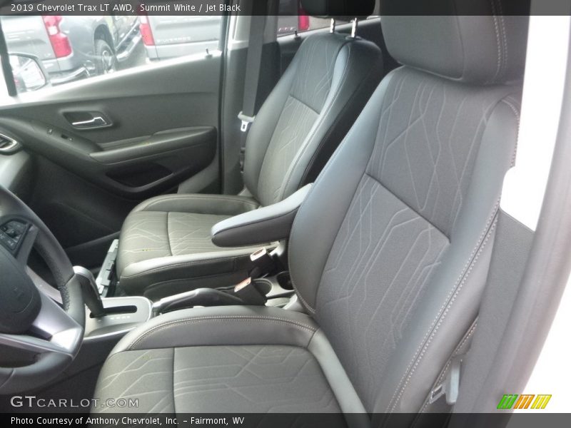 Summit White / Jet Black 2019 Chevrolet Trax LT AWD