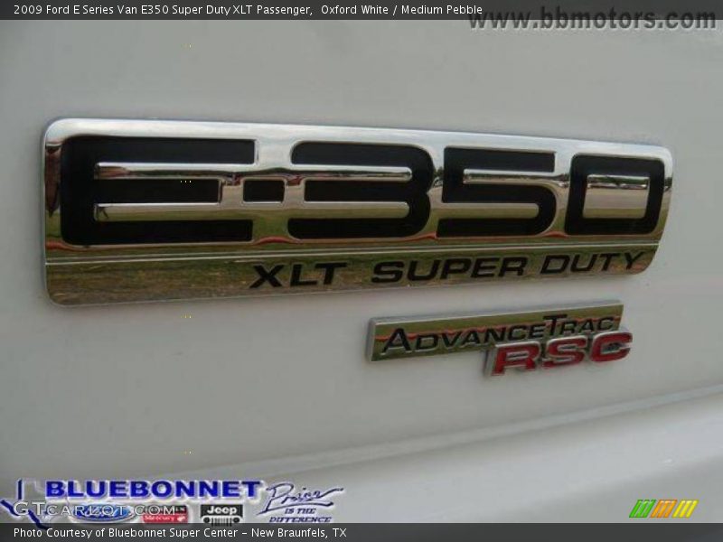 Oxford White / Medium Pebble 2009 Ford E Series Van E350 Super Duty XLT Passenger