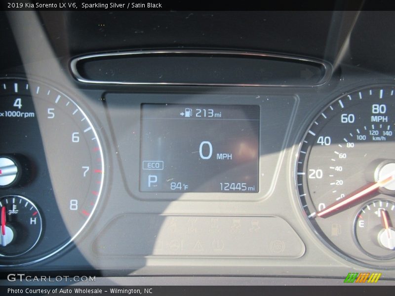 Sparkling Silver / Satin Black 2019 Kia Sorento LX V6