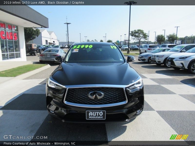 Black Obsidian / Graphite 2019 Infiniti QX50 Luxe AWD