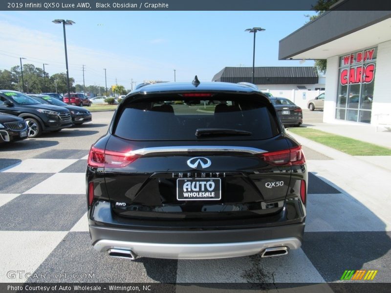 Black Obsidian / Graphite 2019 Infiniti QX50 Luxe AWD