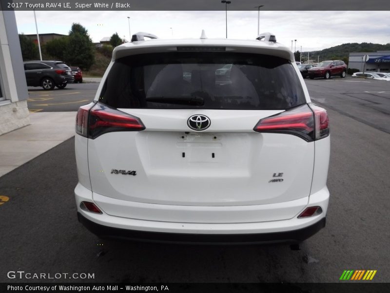 Super White / Black 2017 Toyota RAV4 LE