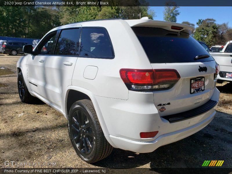 Bright White / Black 2020 Jeep Grand Cherokee Altitude 4x4