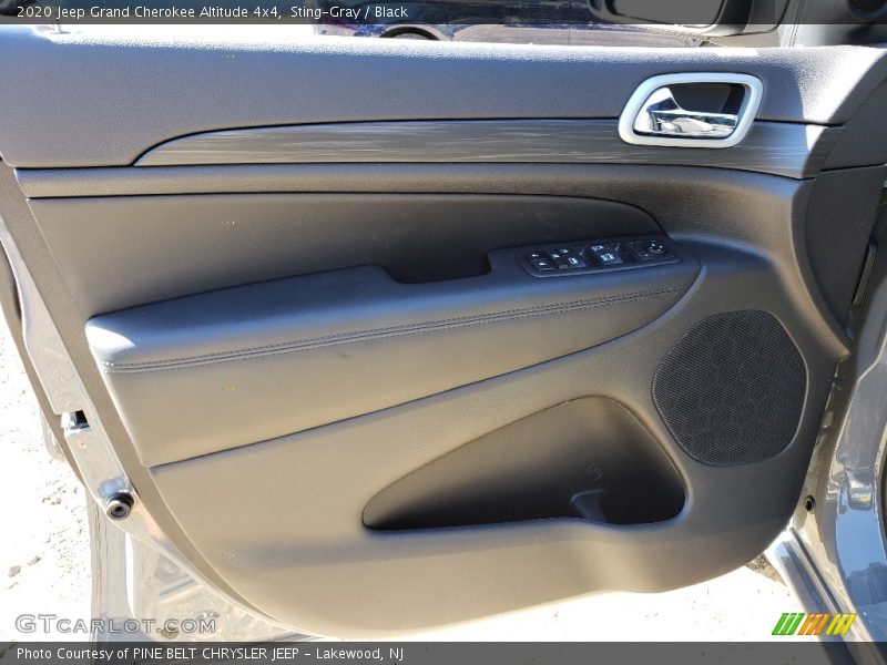 Sting-Gray / Black 2020 Jeep Grand Cherokee Altitude 4x4