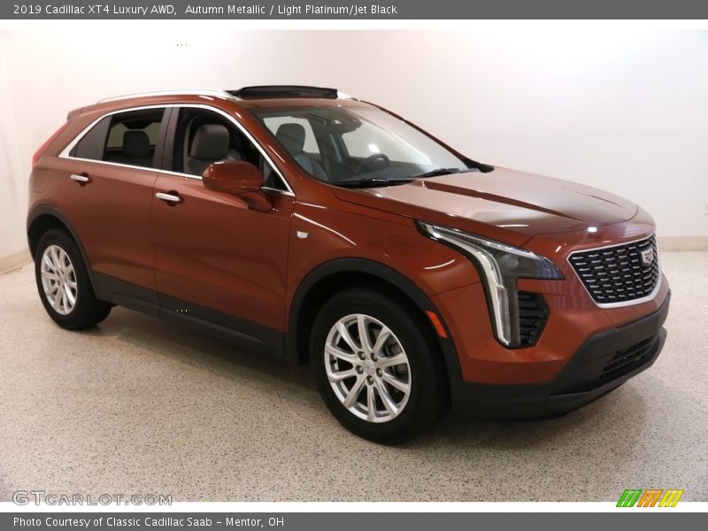 Autumn Metallic / Light Platinum/Jet Black 2019 Cadillac XT4 Luxury AWD