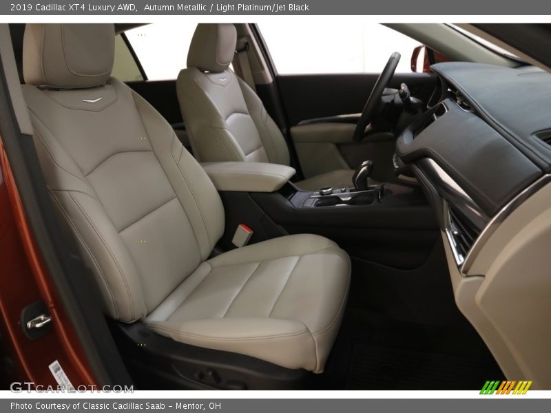 Autumn Metallic / Light Platinum/Jet Black 2019 Cadillac XT4 Luxury AWD