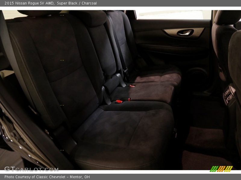 Super Black / Charcoal 2015 Nissan Rogue SV AWD