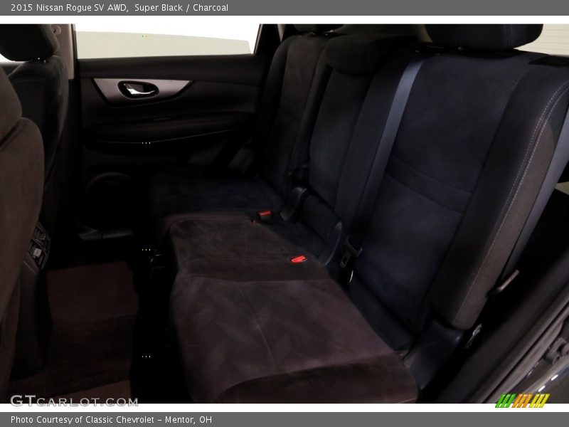 Super Black / Charcoal 2015 Nissan Rogue SV AWD