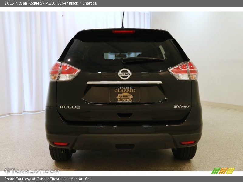 Super Black / Charcoal 2015 Nissan Rogue SV AWD