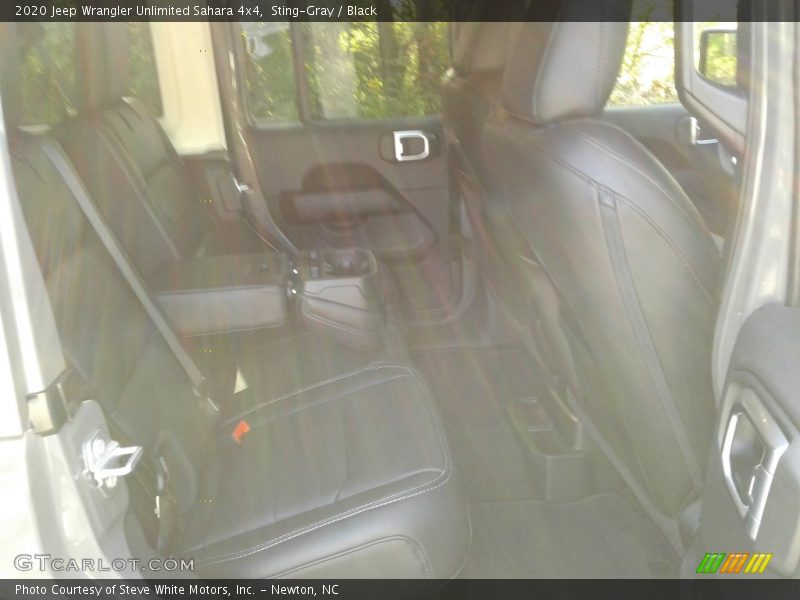 Sting-Gray / Black 2020 Jeep Wrangler Unlimited Sahara 4x4