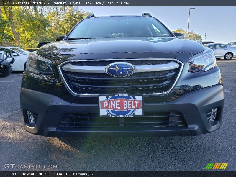 Crystal Black Silica / Titanium Gray 2020 Subaru Outback 2.5i Premium