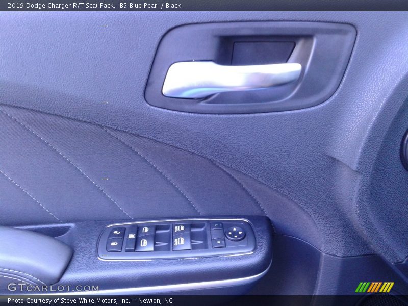 B5 Blue Pearl / Black 2019 Dodge Charger R/T Scat Pack