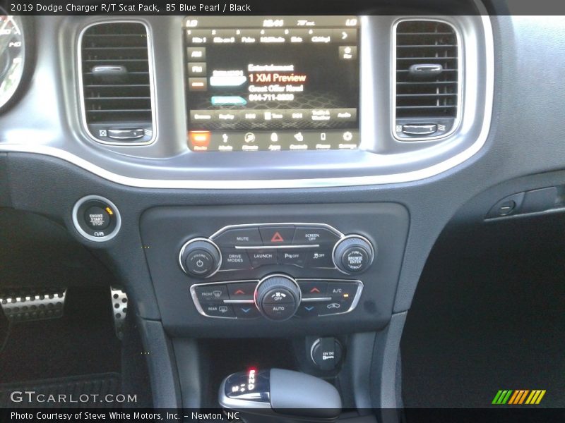 B5 Blue Pearl / Black 2019 Dodge Charger R/T Scat Pack