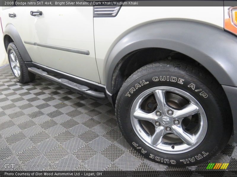 Bright Silver Metallic / Dark Khaki/Medium Khaki 2008 Dodge Nitro SXT 4x4