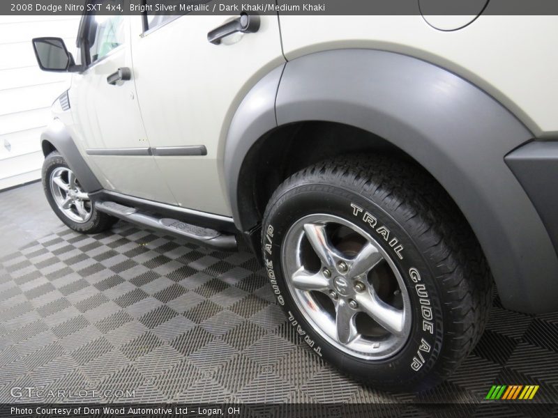 Bright Silver Metallic / Dark Khaki/Medium Khaki 2008 Dodge Nitro SXT 4x4