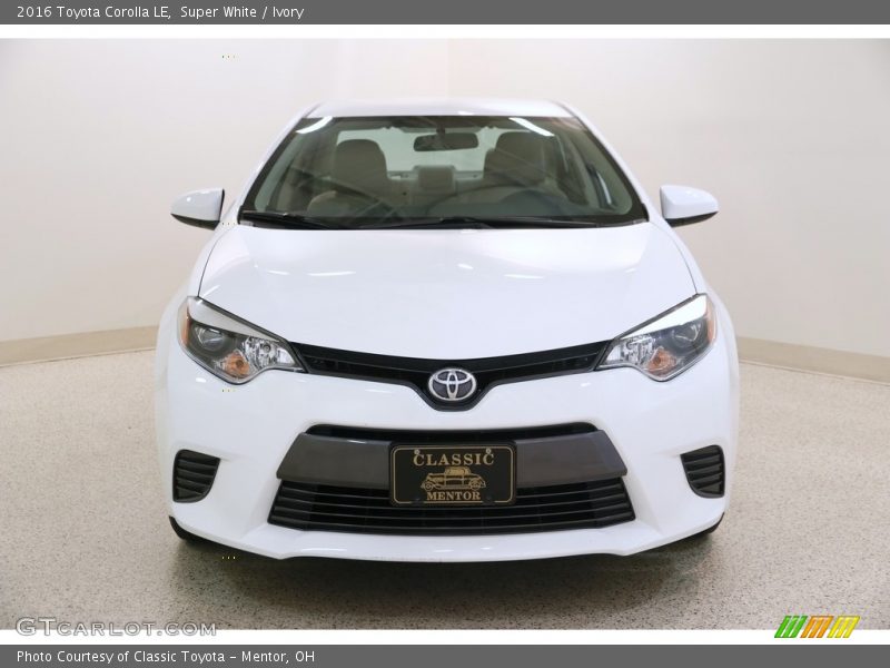 Super White / Ivory 2016 Toyota Corolla LE