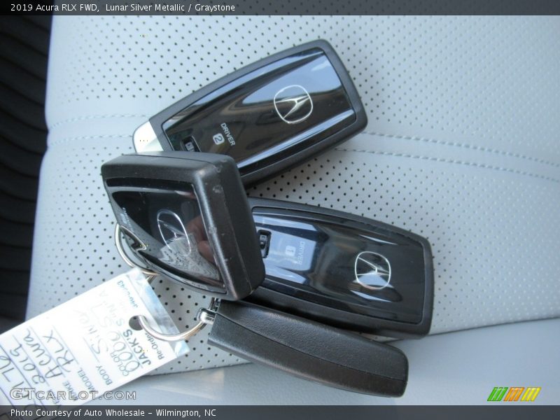 Lunar Silver Metallic / Graystone 2019 Acura RLX FWD