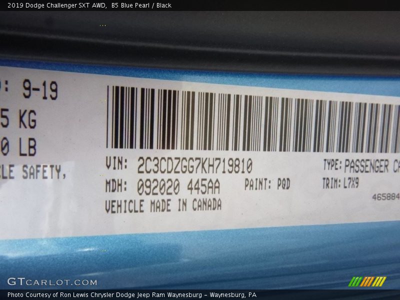B5 Blue Pearl / Black 2019 Dodge Challenger SXT AWD
