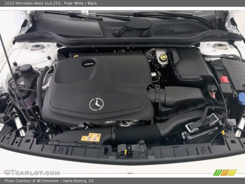 Polar White / Black 2020 Mercedes-Benz GLA 250