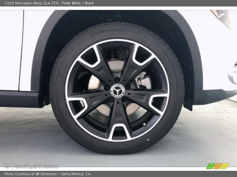Polar White / Black 2020 Mercedes-Benz GLA 250