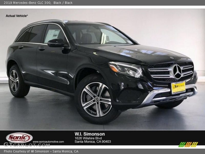 Black / Black 2019 Mercedes-Benz GLC 300