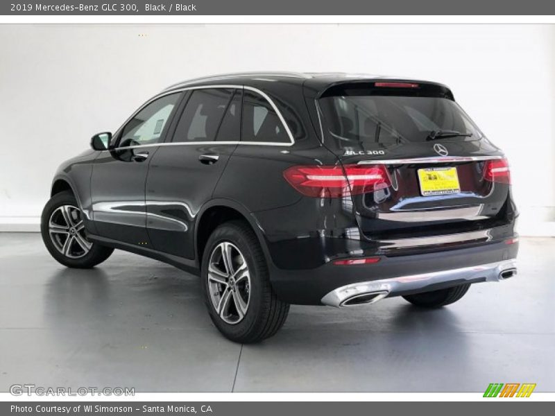 Black / Black 2019 Mercedes-Benz GLC 300