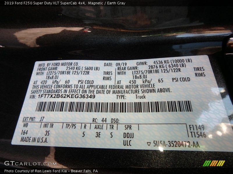 Magnetic / Earth Gray 2019 Ford F250 Super Duty XLT SuperCab 4x4