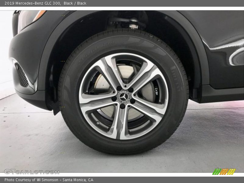 Black / Black 2019 Mercedes-Benz GLC 300