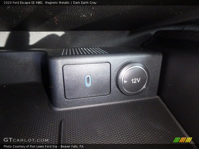 Magnetic Metallic / Dark Earth Gray 2020 Ford Escape SE 4WD