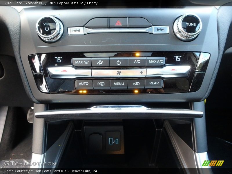 Controls of 2020 Explorer XLT